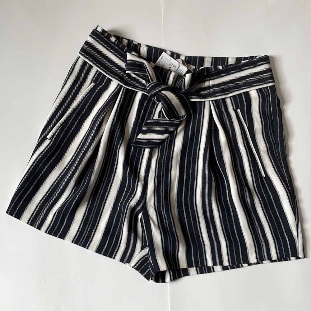 H&M striped shorts